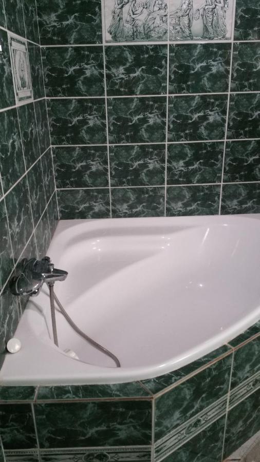 Basse-Cour De Montin Au 256 Chemin De La Rocaille A 38510 Vezeronce Curtin Bed & Breakfast Morestel Bagian luar foto